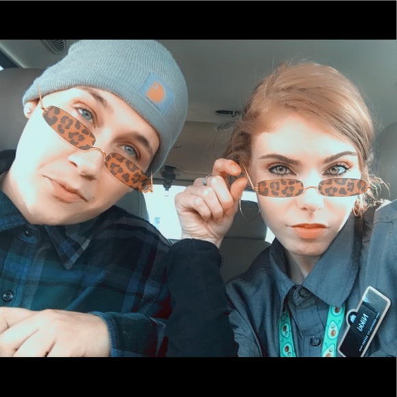 Meet your Posher, Mark - Picture 1 of 1